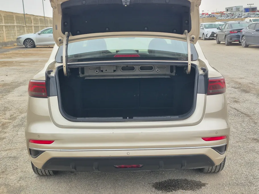 جيلي امجراند GF 2025 