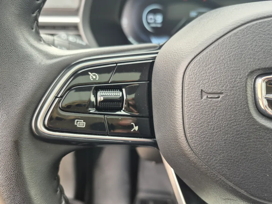 جيلي امجراند GF 2025 