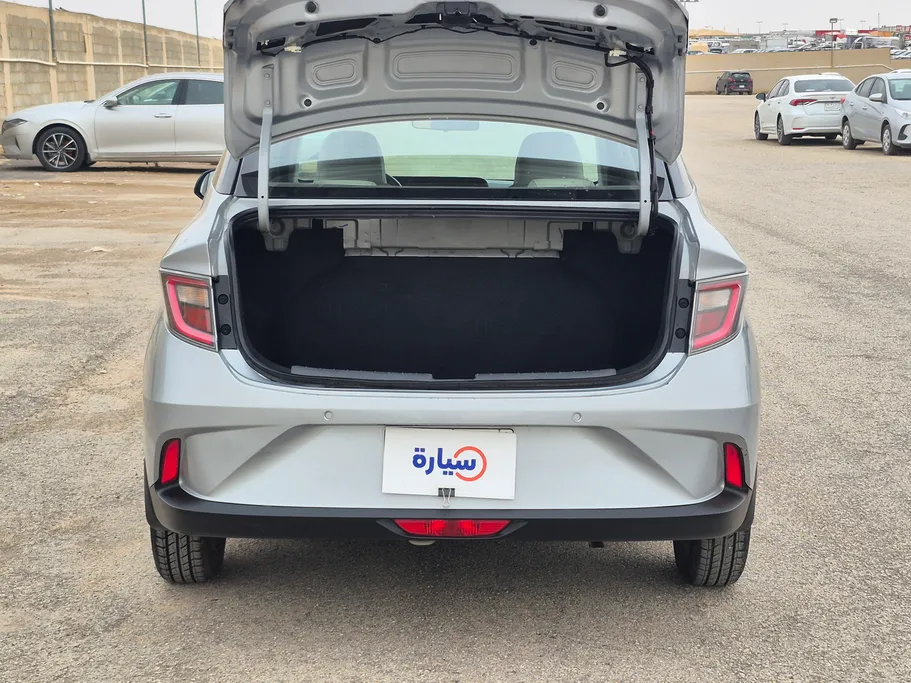 هيونداي Grand i10 فلييت 2024 