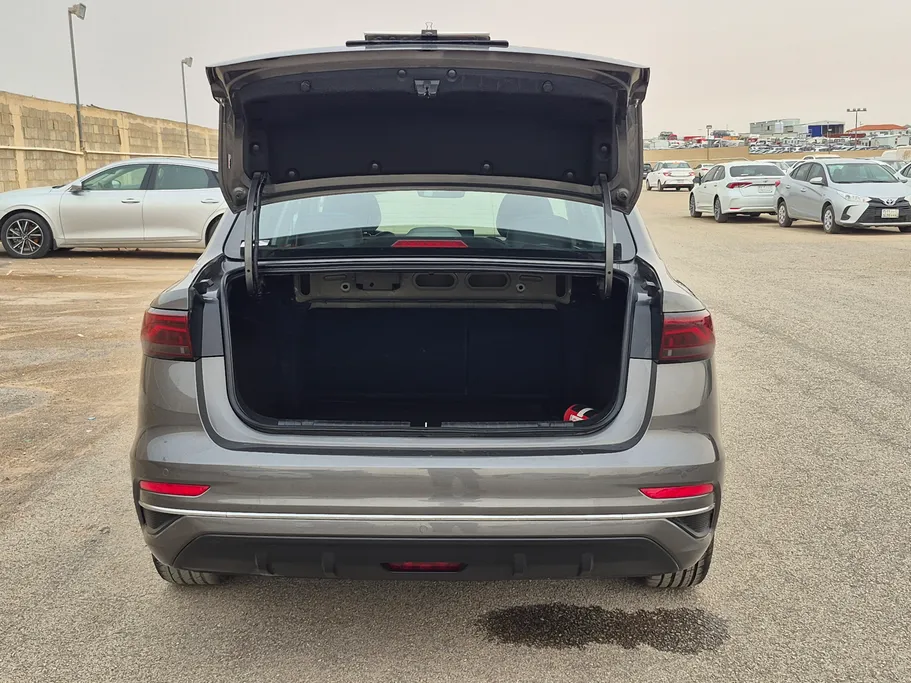 جيلي امجراند GF 2025 