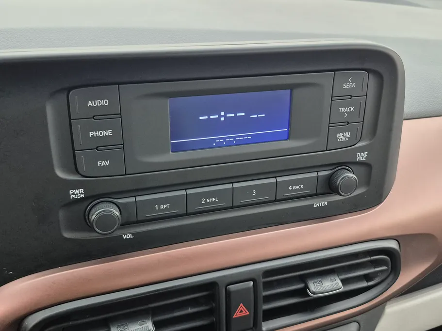 هيونداي Grand i10 فلييت 2024 