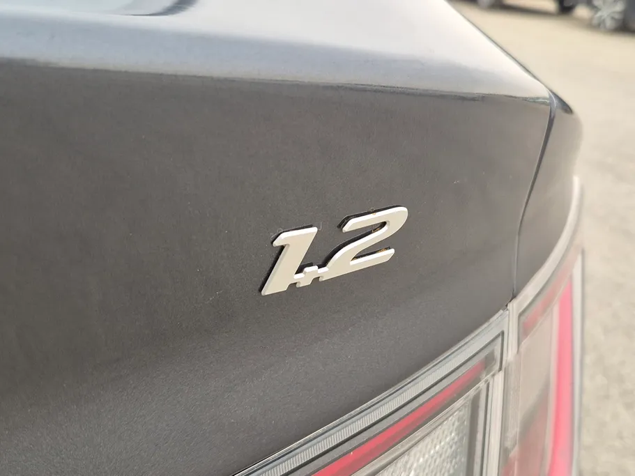 هيونداي Grand i10 فلييت 2024 