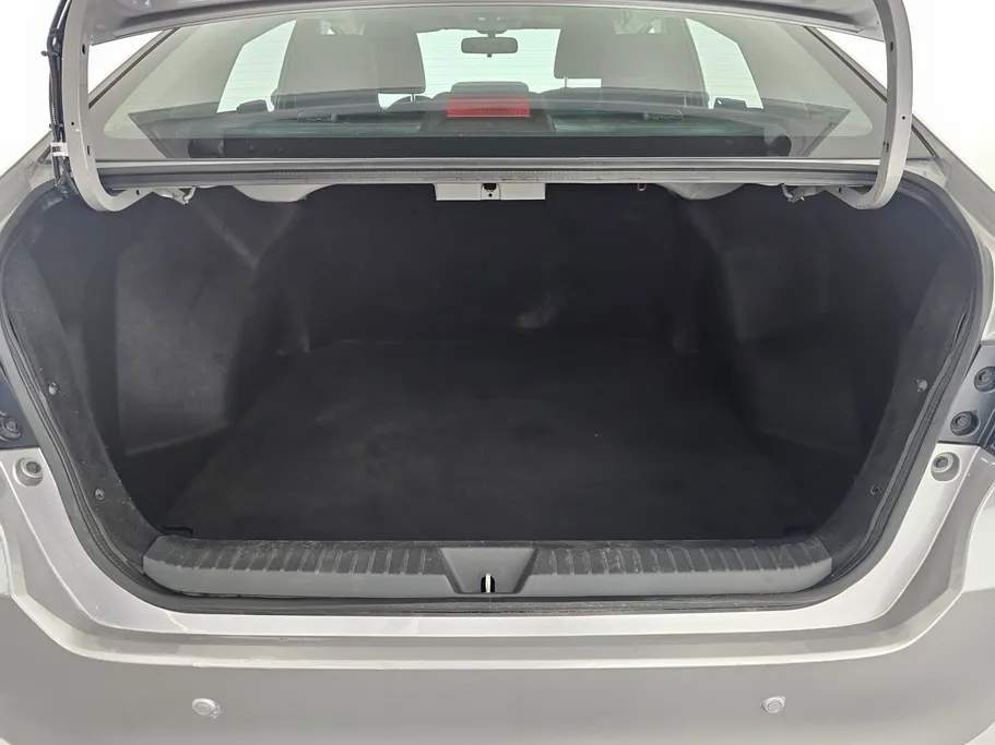 2023 Toyota Yaris  Y 