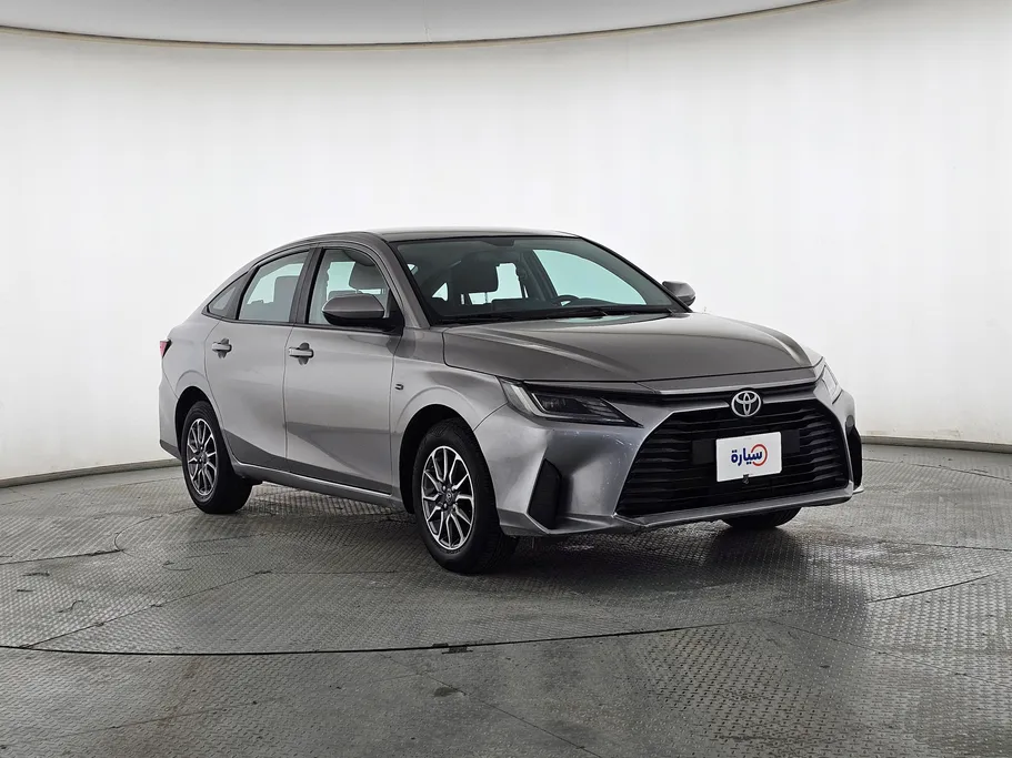 2023 Toyota Yaris  Y 