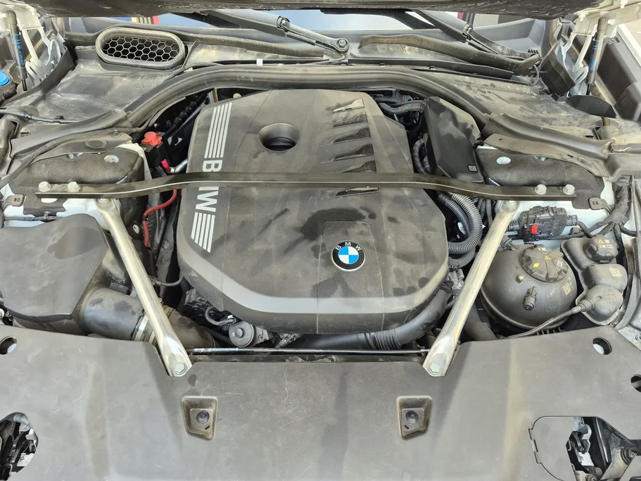 2023 BMW 7 Series 740 i 