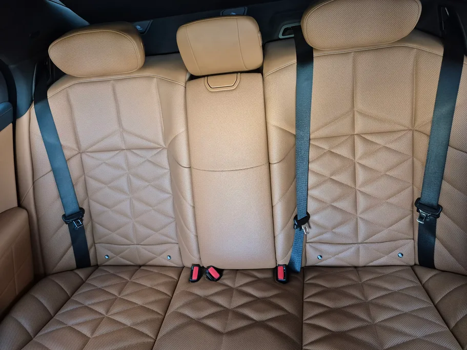 2023 BMW 7 Series 740 i 