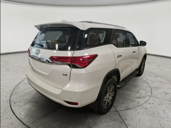 2021 Toyota Fortuner VX 