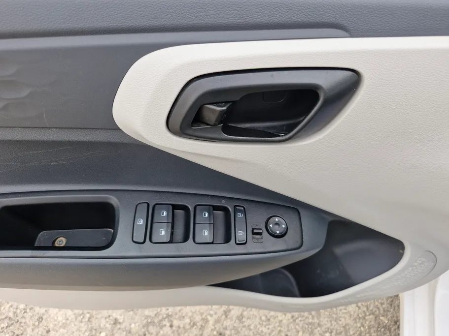 2024 Hyundai Grand i10 Fleet 