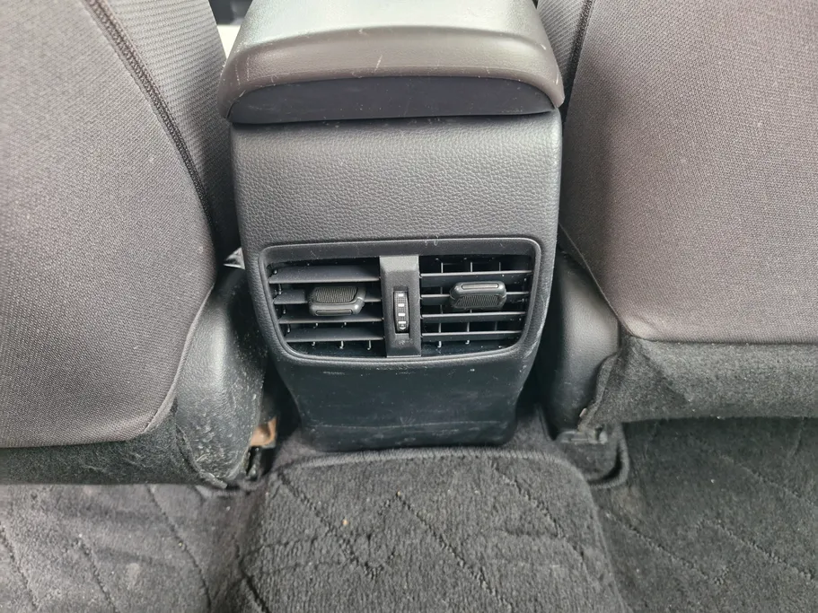 تويوتا كورولا XLI 2024 