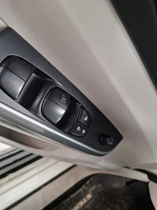 2023 Nissan Xterra SE 