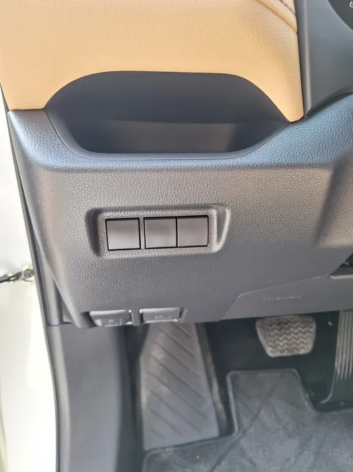 تويوتا راف فور LE 2022 