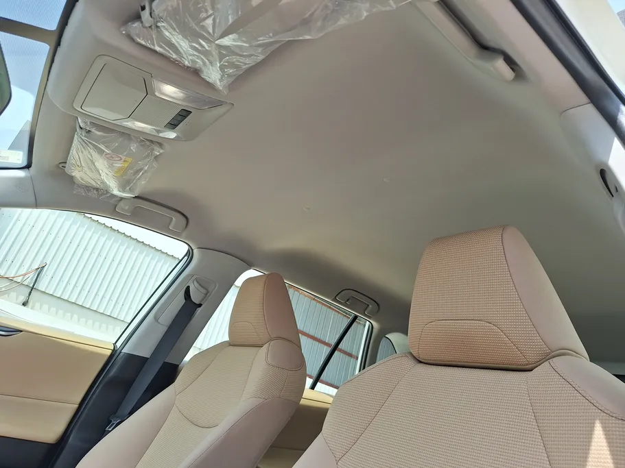 تويوتا راف فور LE 2022 