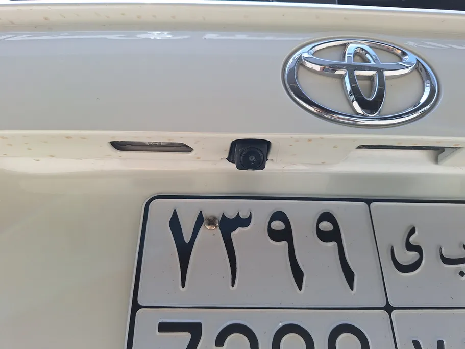 تويوتا راف فور LE 2022 