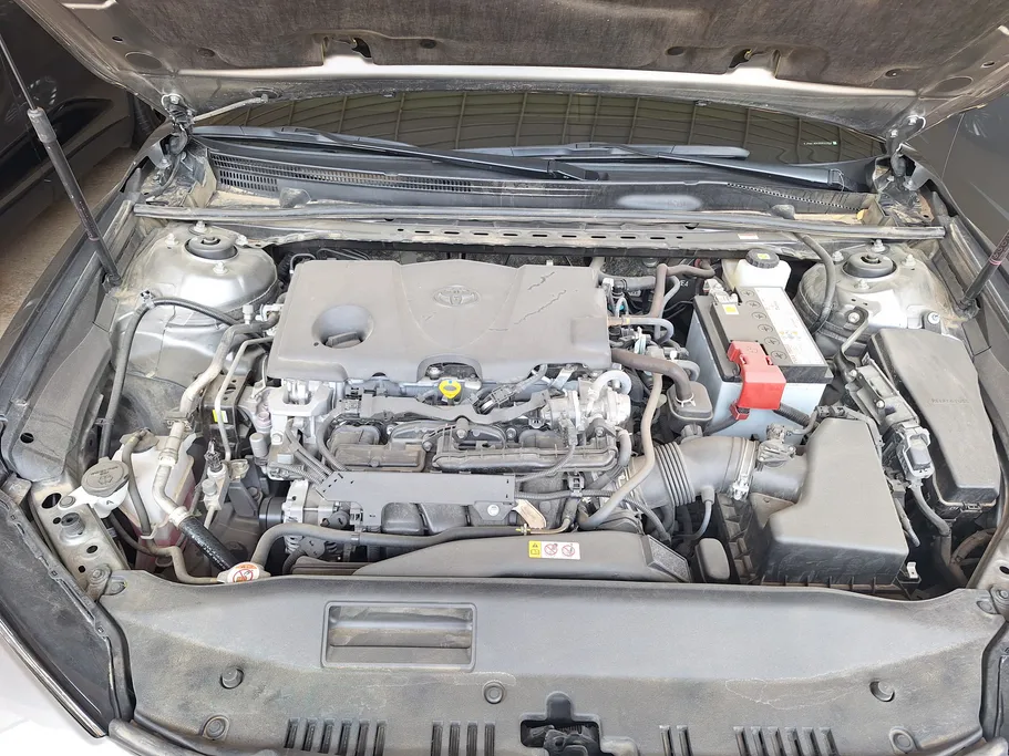 تويوتا كامري LE 2025 