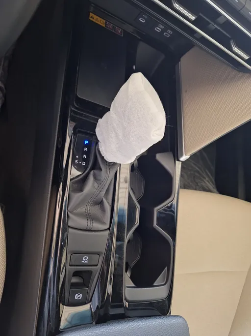 تويوتا كامري LE 2025 