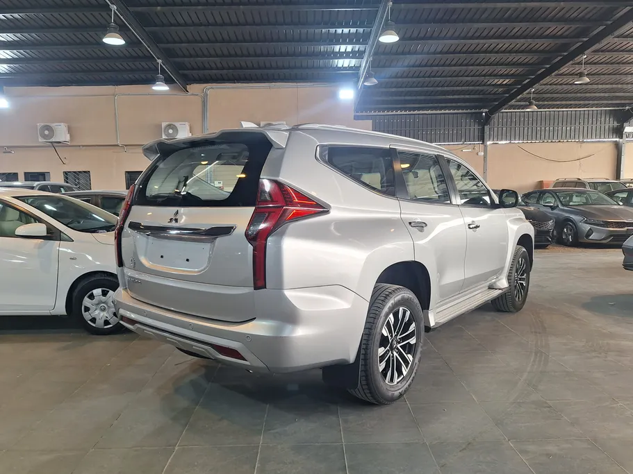 2022 Mitsubishi Montero Sport GLS-ML 