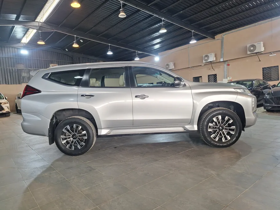 2022 Mitsubishi Montero Sport GLS-ML 