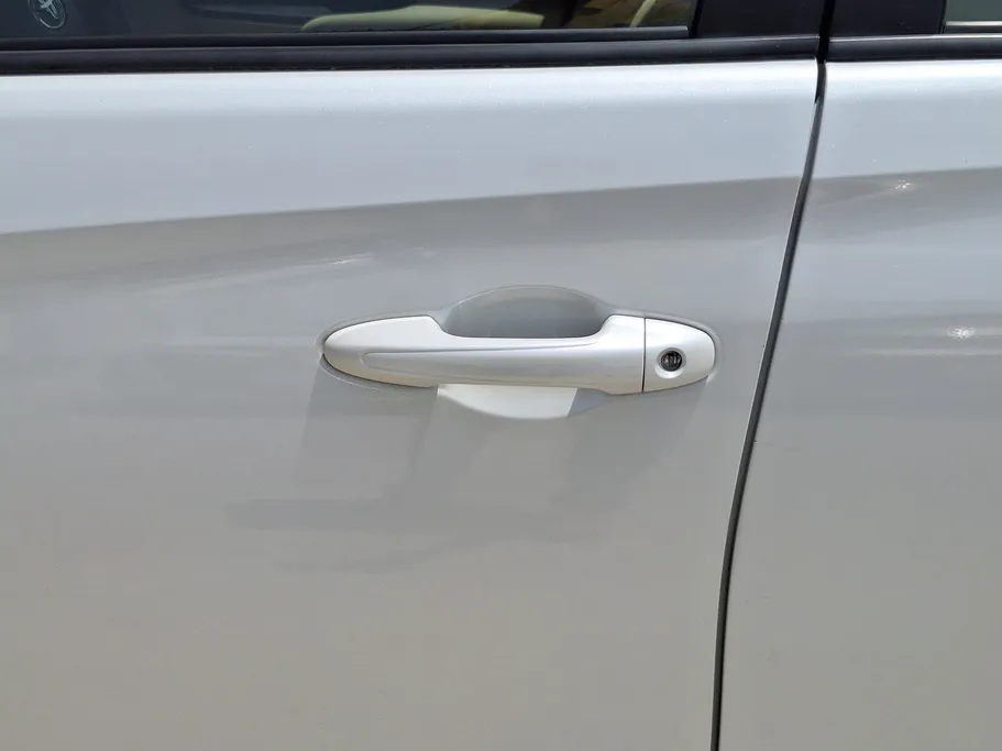 تويوتا يارس Y 2022 