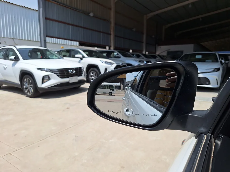 تويوتا يارس Y 2022 