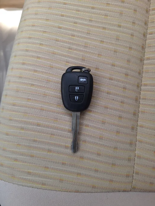 تويوتا يارس Y 2022 