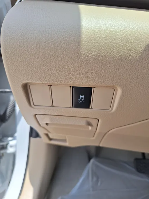 تويوتا يارس Y 2022 