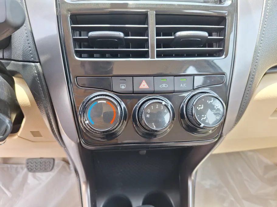 تويوتا يارس Y 2022 