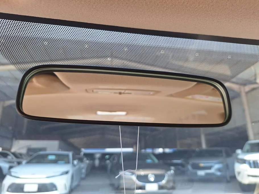 تويوتا يارس Y 2022 