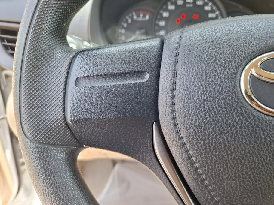 تويوتا يارس Y 2022 