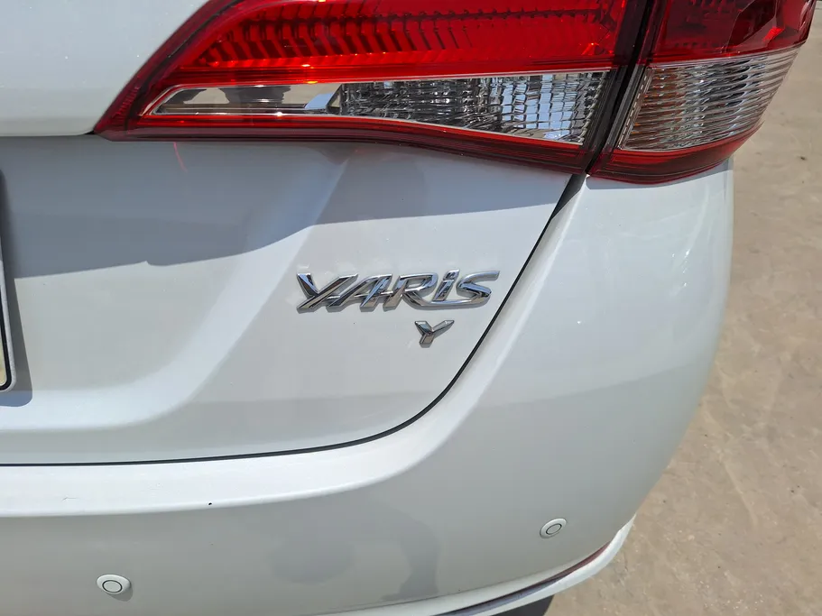 تويوتا يارس Y 2022 