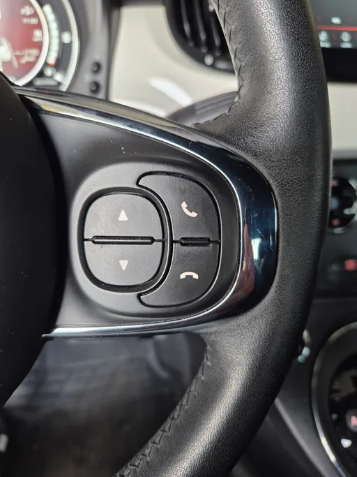 2024 Fiat 500 Hatchback 