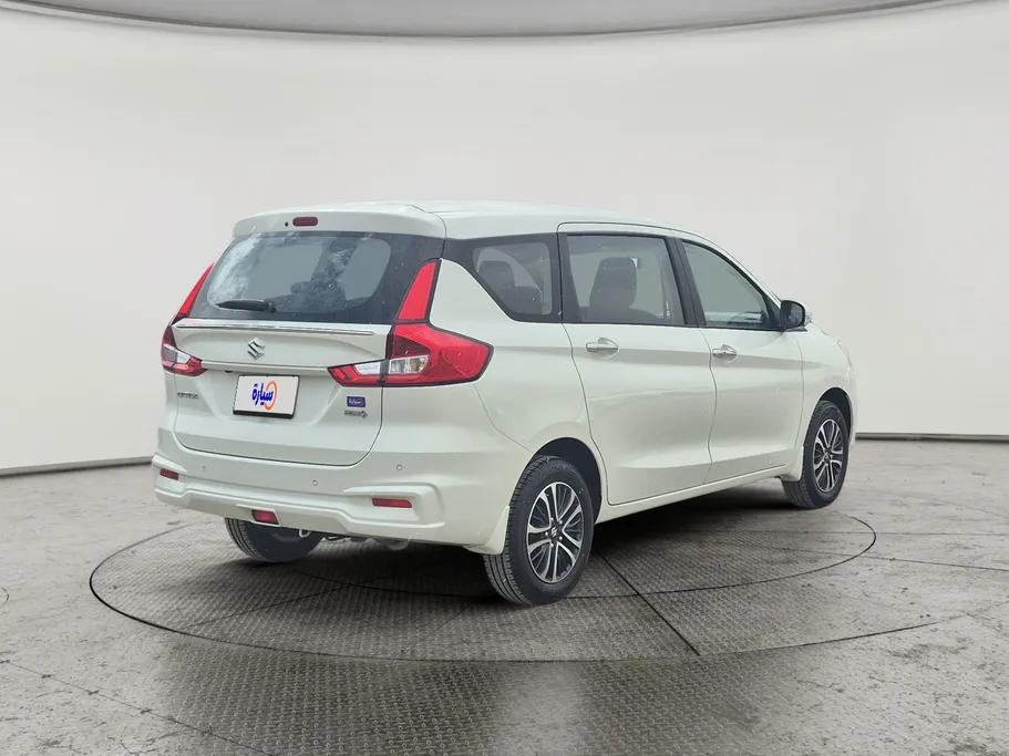 سوزوكي ارتيجا GLX 2025 