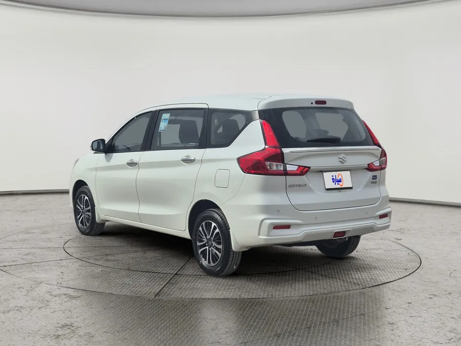 سوزوكي ارتيجا GLX 2025 