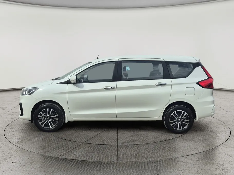 سوزوكي ارتيجا GLX 2025 