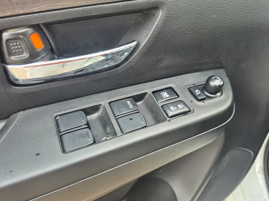 سوزوكي ارتيجا GLX 2025 