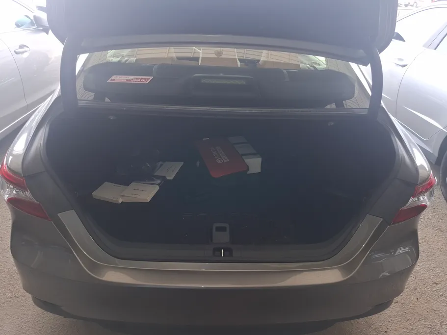 تويوتا كامري GRANDE HEV 2024 