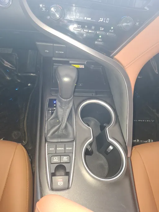 تويوتا كامري GRANDE HEV 2024 