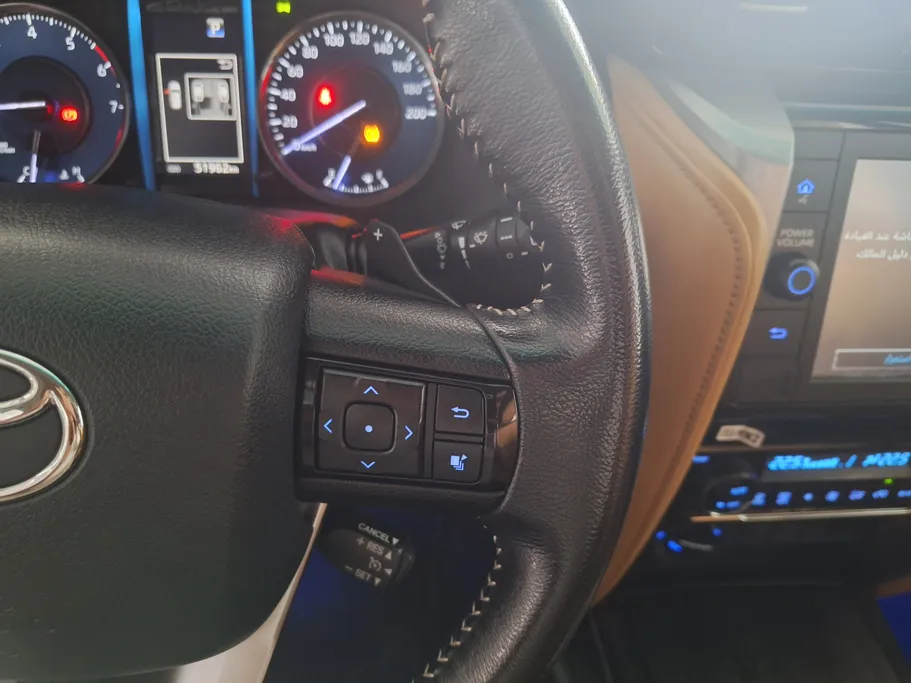 2023 Toyota Fortuner VX 