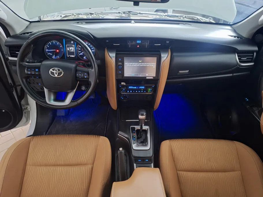 2023 Toyota Fortuner VX 