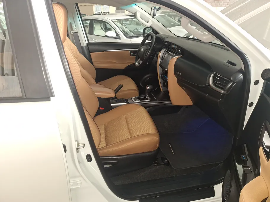 2023 Toyota Fortuner VX 