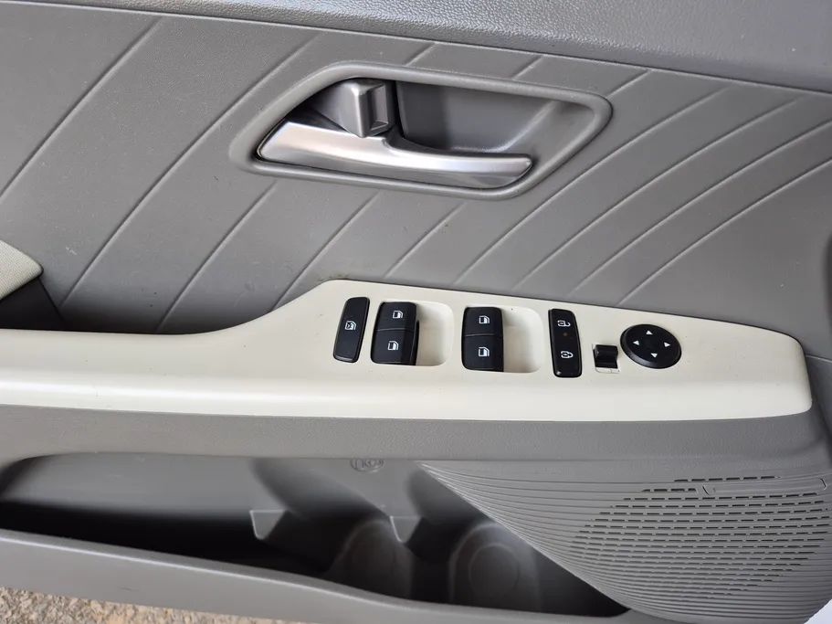 2024 Hyundai Accent Fleet 