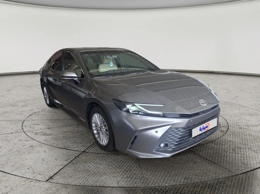 2025 Toyota Camry  LE 