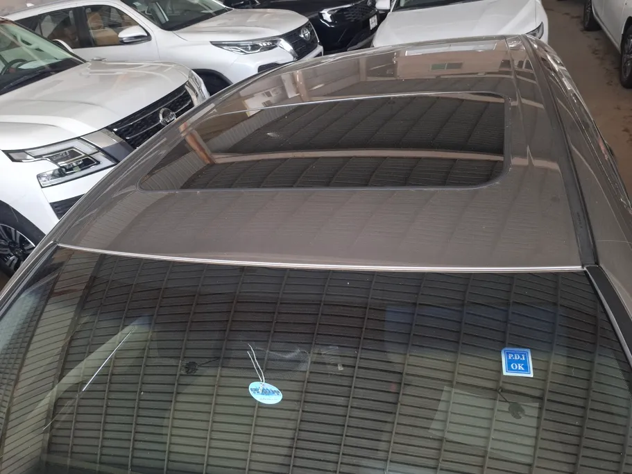 تويوتا كامري LE 2025 