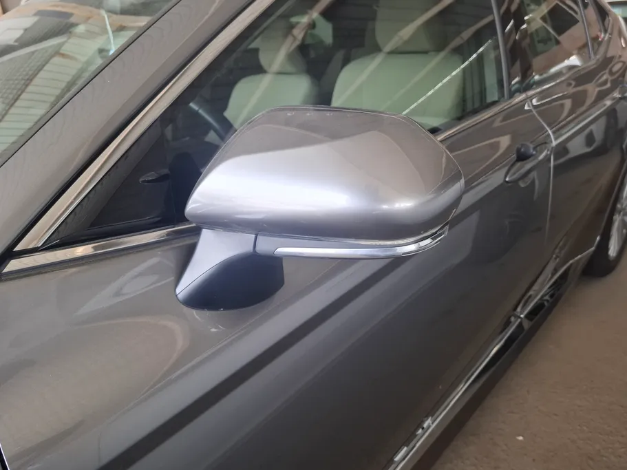 تويوتا كامري LE 2025 