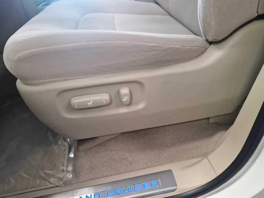 تويوتا لاندكروزر GXR2 2021 