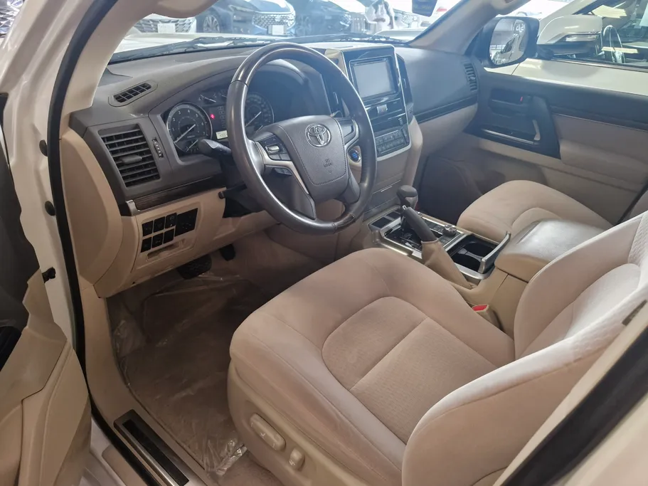 تويوتا لاندكروزر GXR2 2021 