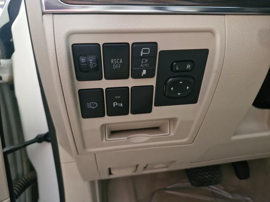 تويوتا لاندكروزر GXR2 2021 