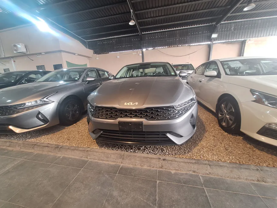 كيا K5 LX 2022 