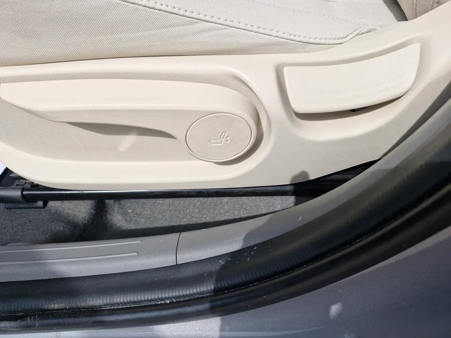 2024 Hyundai Elantra Fleet 