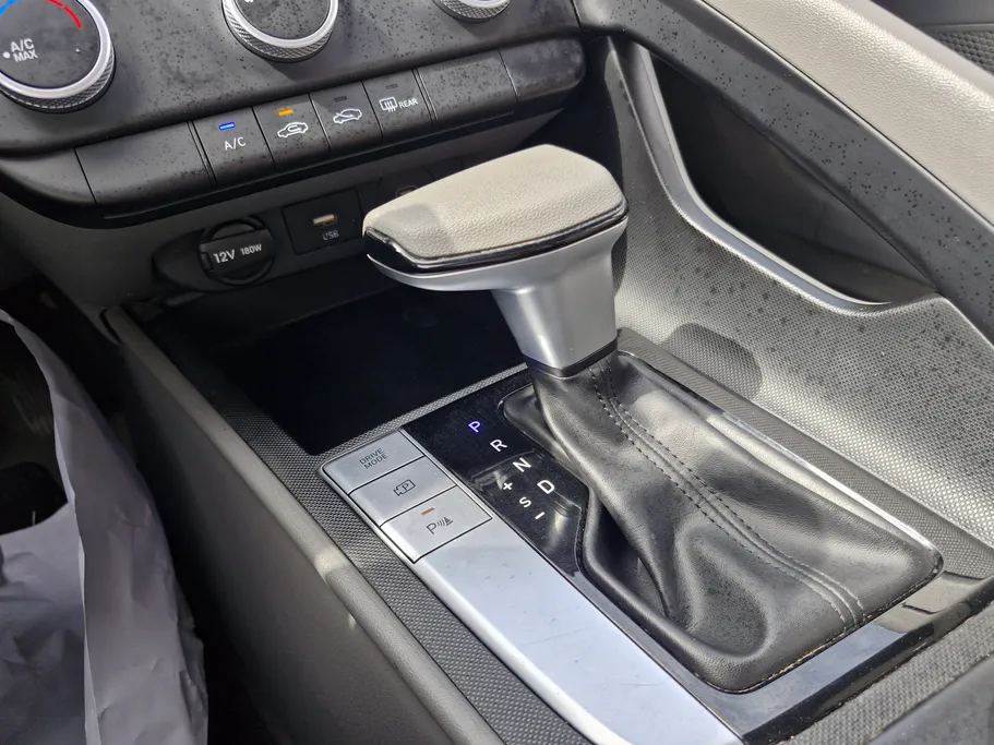 2024 Hyundai Elantra Fleet 