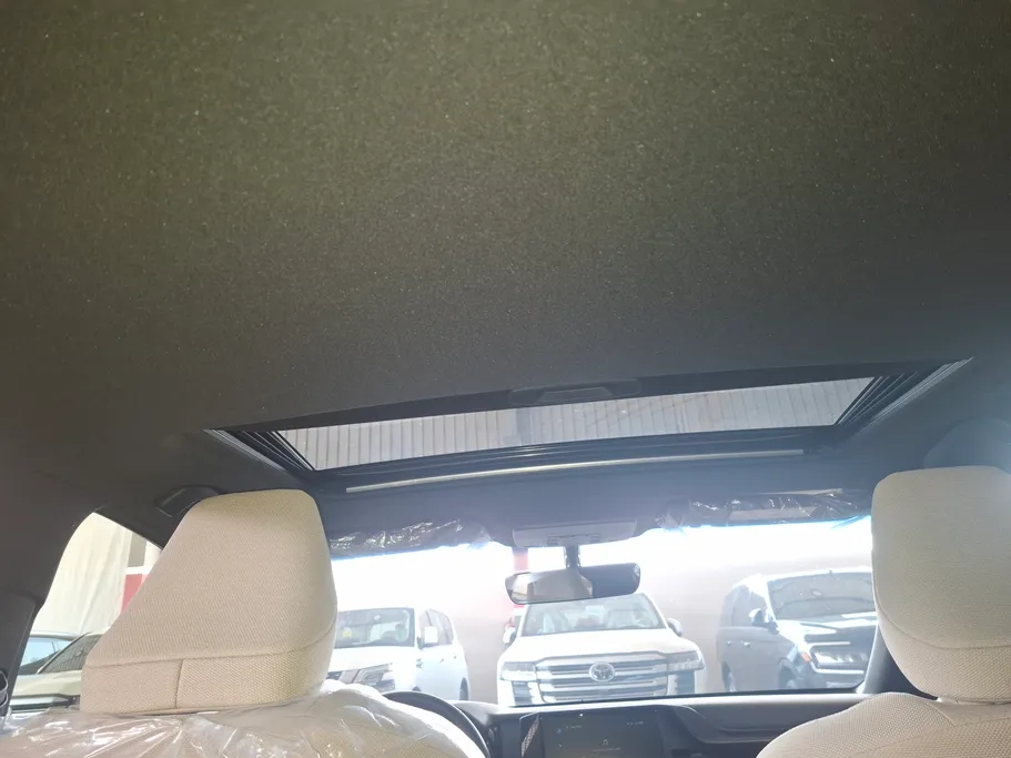 تويوتا كامري LE 2025 